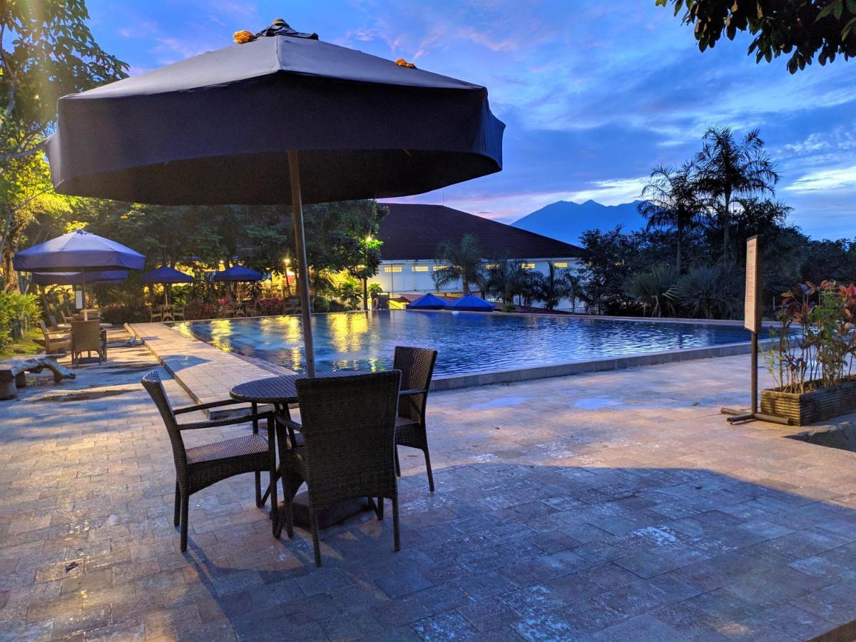 Taman Bukit Palem Resort โบกอร์ ภายนอก รูปภาพ