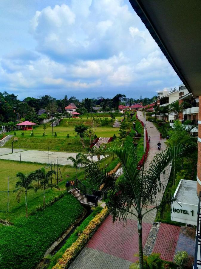 Taman Bukit Palem Resort โบกอร์ ภายนอก รูปภาพ