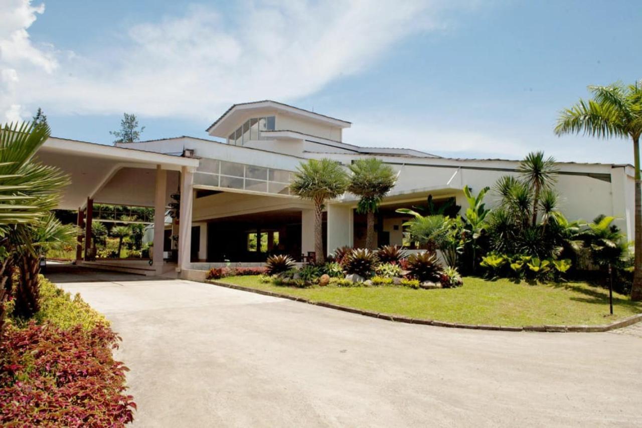 Taman Bukit Palem Resort โบกอร์ ภายนอก รูปภาพ
